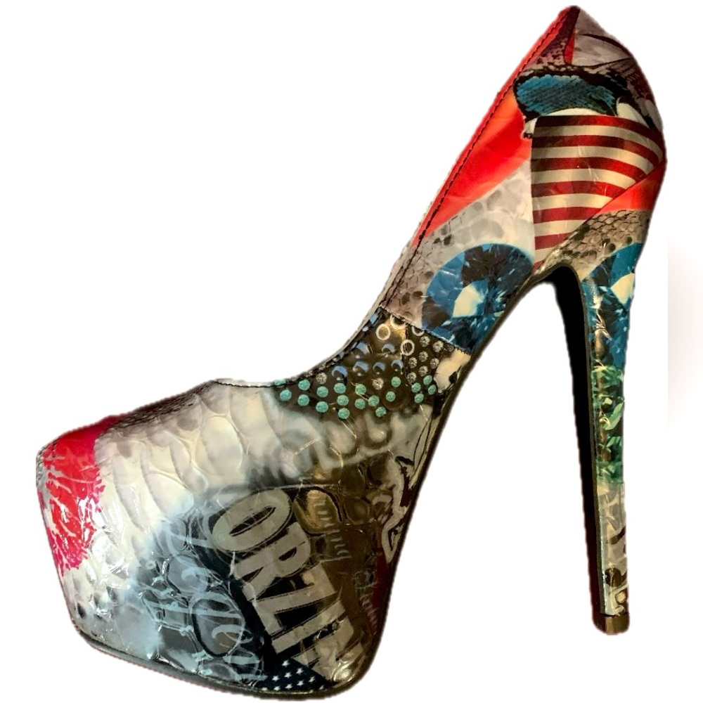 NWOB Wild Rose Elle Closed Toe Platform Stiletto Heels Size 8.5.